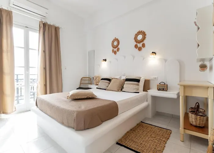 Studios Tasia Aparthotel 3*