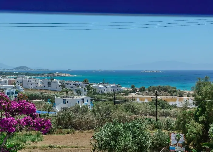 Aparthotel Studios Tasia 3*